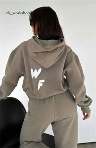 White Foxx Hoodie z kapturem 24ss Women Blue Foxx Designer Hoods Foxs Tracksuit White Bluza Joggers Fashion Sports Hoodover Women Foxx Street Sportwear 198