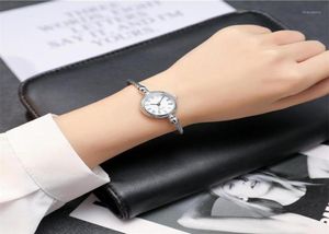 Women039s Fashion Creative Armband Watch Vintage Elegant Designer Ladies Wrist Watches Simple Rom Female Clock Drop Wristwatc7467572