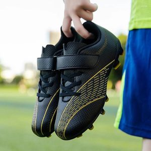 American Football Shoes Primavera 2024 Men tops High para crianças Treinamento anti -Slip de escorregamento respirável Esportes ao ar livre e casual