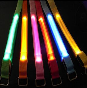 Braço luminoso de LED com pulseira de iluminação esportiva ao ar livre com um único braço flash pode ser personalizado de logotipo no20206968620