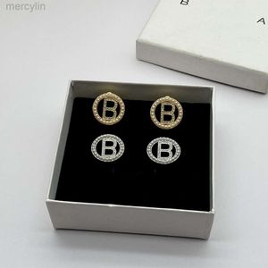 Desginer Blenciaga Baleciaga Jewelry Bajia b New Letter Full Diamond Pearl Earrings Small Fresh Sweet Lovely Temperament Versatile Fragrant