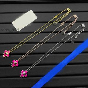 Pendant Necklace Luxury Brand Designer Flower Letters Charm Woman Mens Necklace Silver Gold Plated Stainless Steel Chain Choker Fashion Wedding Party Jewelry