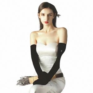 Bröllopshandskar Veet Black Finger Pearl Christmas Fall Winter Photo Celebrity Dinner Hepburn Bridal Gloves Wedding Accores U86N#