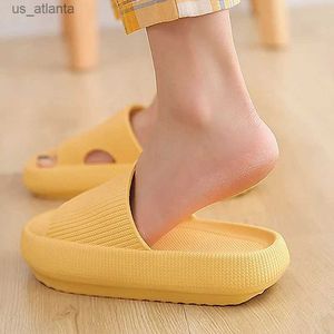 Slippare Mens Platform Slippers Summer Beach Eva Soft Sole Sandals Casual Inomhus Badrum Non Slip Shoes H240416