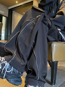 Jeans femininos Mulheres calças góticas negras Harajuku Moda Estética Parachute 2000s Y2K Sortpants Vintage Legas largas Roupas de pernas 2024