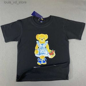 Tシャツ新しいRLカジュアルピュアコットンチェリーバスケットリトルベアボーイズTシャツガールズTシャツの女の子Tシャツの子供たちラウンドネックスタイルT240416