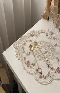 Bordduk Vintage French Spets Mat Ins broderad Drapduk Pastoral Europeisk stil Bedside Decoration Rose Placemat5224765
