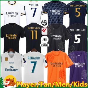 23 24 Bellingham Vini Jr Soccer Jerseys 2024 Mbappe Tchouameni Camavinga Alaba Modric Rodrygo 16/17 17/18 20/21 Реал Мадридс Мужские Женские Детские Корт Футбольная рубашка футбольная рубашка