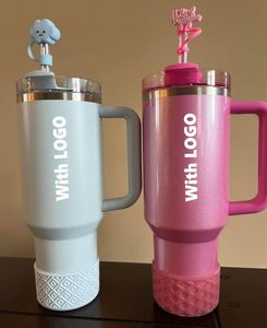 US Stock Water Bottles Starbcks Winter Pink Neon White med 1: 1 Logo Target Red Tumblers Cosmo Mugs H2.0 Replica 40oz Cups With Silicone Lid and Straw Car E0416