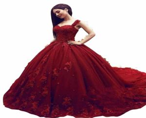 2022 Fashion Sweet 16 Quinceanera Dress Ball Gown Darter Red Lace 3D Floral Appliques Crystal Pärled Masquerade Puffy Long Prom Even1969877