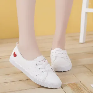 Casual Shoes 2024 Spring Woman Fashion Women Pu Leather Ladies Breattable Heart Flats White Sneakers