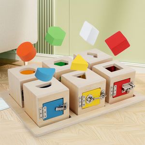 Montessori Educational Toy Wood Lock Box Exercícios Toys Treinamento em casa Toys de madeira Metal Locks Game