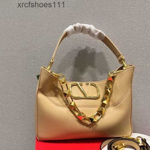 Bags Tote valenn Stud Rivet Portable Hobo Large Punk Style Shopping Purse Underarm Chain Bucket Bag Designer Single Shoulder Messenger K8YM MZXP