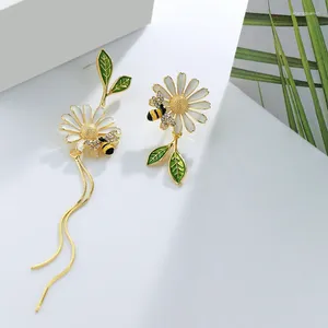 Dangle Earrings Korean Earings Fashion Jewelry Daisy Flower Bee Stud For Women Sunflower Butterfly Zircon Asymmetrical Pendientes