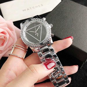Märke Watches Women Girl Diamond Crystal Triangle Question Mark Style Metal Steel Band Quartz Wrist Watch GS 46