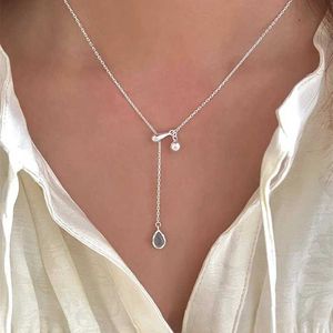 925 Naszyjnik Sille Srebrny Blue Droplet z regulowanym łańcuchem obojczyków Influencer Instagram Silver Jewelry Naszyjnik