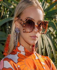 Óculos de sol da moda de rua Man Woman Unisex Sunglasses Personalidade Exclusiva quadro grande UV400 Quadro completo 6 cor opcional8931403