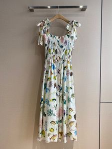 Trendy 2024 European and American early spring new designer dress with bow and ribbon, slim fit, medium length, large hem, fresh suspender, small fish print dress