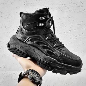 Lässige Schuhe Hight Quality Herumn Winter Street Sport Style Sneakers für Männer schwarze Teenager täglich Kausalkleidhöhe zunehmen