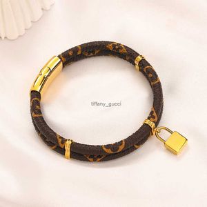 Designer Gold Curb Bracelets Women Lock Pendant Brand Letter Leather Vintage Design Jewelry Gift Stainless Steel Bracelet with Box