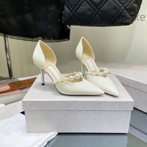 Mody kobiety pompki Sandały Londyn Aurelie 65 mm Włochy Rafinowane Piczaste palce Pearl Pasek kostki White Patent Designer Wedding Party Sandal High Heels Box UE 34-42