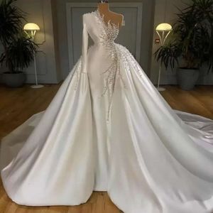 Dresses Mermaid Wedding Pearls Beadings One Shoulder Satin Long Sleeves Overskirts Detachable Train Plus Size Bridal Gowns