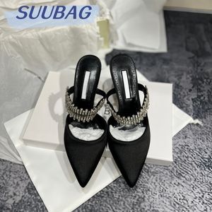 Baotou Flippers for Women Frete grátis com caixa de sapatos Novo estilo de verão de estilo de ponta de dedo do pé