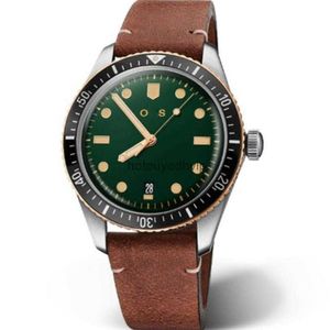 Mens Designer Watch Mens Watch Ori Wrist Watches For Men Three Needles Quartz Watch Black Green Waterproof Top Luxury Brand Clock Kalenderfunktion Läderrem
