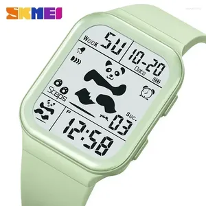 腕時計Skmei 2216 Lady Wlistwatch Shockproof Cool Panda Pattern Dial Dial Stopwatch LEDディスプレイデジタルウォッチ女性時計