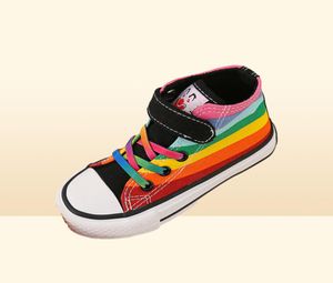Barnskor för tjej Autumn New Children039S Hightop Canvas Shoes Casual Wild Boys Sneakers Girls Rainbow Shoes 2012012083893