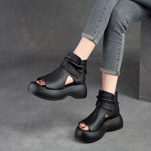 Sommer hohl atmungsaktives loch schuhschuhe dicker Sohle echter Leder Fisch Mund Haken Retro bequeme Frauen Sandalen 240401