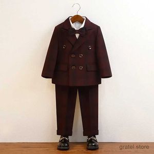 Anzüge Jungen Wein Red Anzug für Hochzeits Kinder Hostjacke Weste Hosen Bowtie 4pcs Zeremonie Tuxedo Kleid Kinder Prom Show Fotografie Anzug