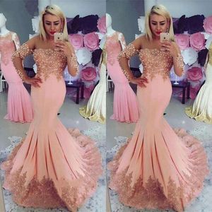 Peach Elegant Mermaid Prom -klänningar med täckta långa ärmar spetsapplikationer pärlor se genom nackform formell slitage aftonklänning