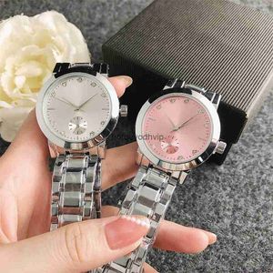 Orologio da polso del marchio Women Girl Diamond Style Metal Acciaio Banda Quarzo Kor con Luxury Full M 148