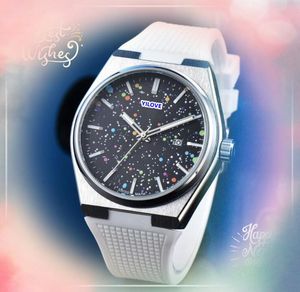 Beliebte Modelmen Quarz Uhr Stoppuhr Uhr Top Marke Relogio Feminino wasserdicht drei Stiches Entwerfen Sie farbenfrohe Gummi -Gurt -Armbandwatch Relogio Maskulino