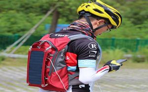 Uomo per ciclismo Backpack Solar a energia solare con zaino per laptop impermeabile da 65 w 5v Packpack in viaggio con spalla con 2L Water5051781