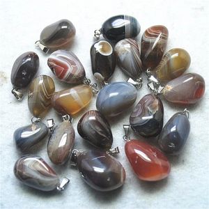 Kolye Kolye 8pcs Doğal Bostwana Agate Taş kolyeli çipler Boyut 15x20mm DIY Mücevher Aksesuarları Kadın Bilezikler için İyi