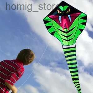 Kite Association Outdoor Fun Sports 15 M Power Green Snake Kite للأطفال والبالغين يأتي مع سلسلة ويتعاملون مع طيران جيد Y240416