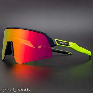 Oaklys Sunglassesデザイナーサングラスオジサトロライトスイープ自転車ライディンググラス