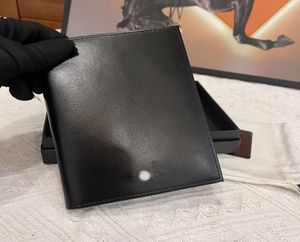 Designer Passport Bag Luxury Cardholder Men Credit Wallet Women Leather Change Bag Busikskort Fall Purses2072696