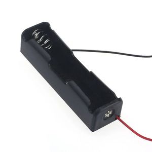 Plaststandardstorlek AA/18650 Batterihållare Box Case Black With Wire Lead 3.7V/1.5V Clip