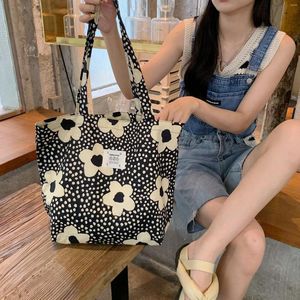 Sacchi da sera Prezzo all'ingrosso Fiori Stampa Bote Bag Women Girls Student Spalla Design in stile giapponese Shopper Borse Big