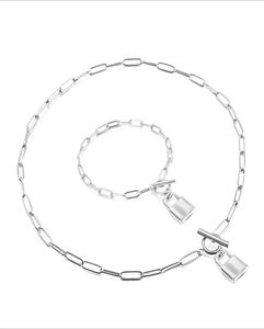 2021 Coppia Bracelets Key and Lock Women Necklace Collana in acciaio inossidabile Designer Set di bracciali da uomo di lusso I Love You Bracel4923200
