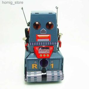 クラシックシリーズレトロ時計仕掛けのメタルウォーキングブリキ缶can can lunar explorerロボットメモリーメカニカルおもちゃの子供の贈り物y240416