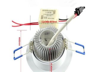 薄暗いフラッシュマウントLED天井電球3W 5W 7Wのリビングルーム用エル装飾照明110V 220VウォームホワイトクールW1307261