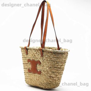 Shoulder Bags Triumphal Arch Grass Woven Bag Fashion Woven Womens Bag Natural Water Grass Triangle Grass Oblique Woven One Shoulder Vacation Beach Bag T240416