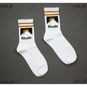 Rhude Socks Men Socks Calcetines Women Designer Luxury High Quality Pure Cotton Comfort Brand Representative Deodorization Absorb Sweat Stockings Black 767