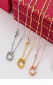 R Love Circle Ожерелье с CZ Diamond Pendant Rose Gold Silver Colore для женщин винтажные воротничные украшения с Origi7014588