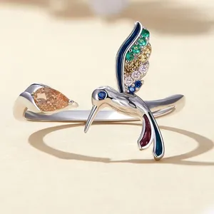 Klusterringar elegant silverfärg kolibri öppningsring färgglad zirkon justerbar för kvinnor bröllopsfest smycken födelsedagspresent
