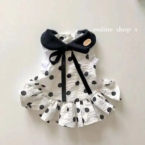 Dot Princess Dress Pet Dog Clothes Cat Print kjolkläder Hundar Små chihuahua sommar svart vit andas för små hundar 240416